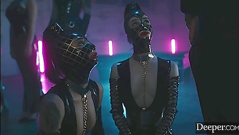 Hairy pussy and sexy fucking in a strip costumyon