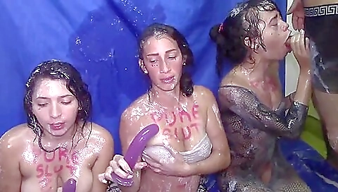 Sexy chick fucked in front of her sex