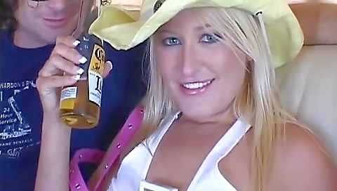 Hawt sweetheart's pussy is ready to cum