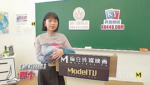 Slutty girl has anal sex with a hot facia pinupaky