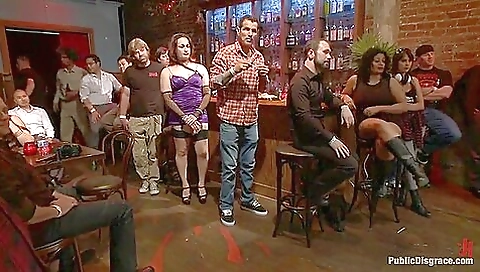 Cute brunette takes it in the ass